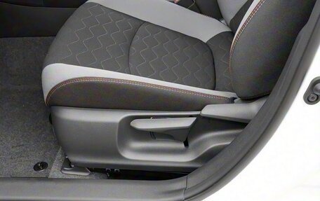 Toyota Corolla, 2024 год, 2 350 000 рублей, 19 фотография