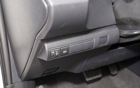 Toyota Corolla, 2024 год, 2 350 000 рублей, 21 фотография