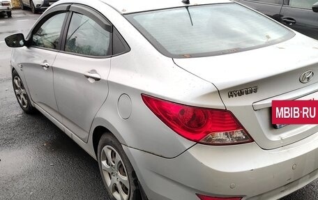 Hyundai Solaris II рестайлинг, 2013 год, 700 000 рублей, 4 фотография