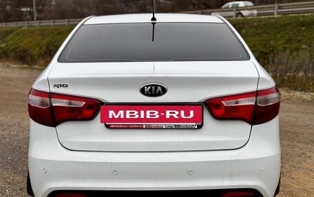 KIA Rio III рестайлинг, 2013 год, 900 000 рублей, 8 фотография