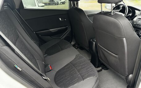 KIA Rio III рестайлинг, 2013 год, 900 000 рублей, 21 фотография