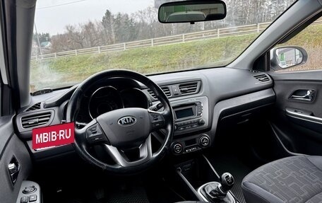 KIA Rio III рестайлинг, 2013 год, 900 000 рублей, 15 фотография