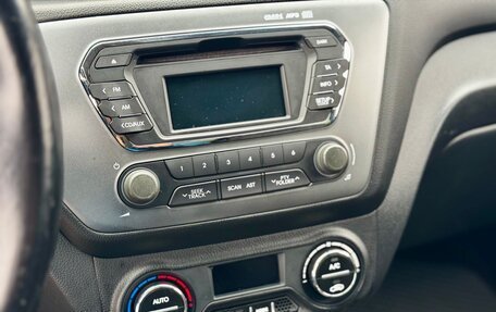 KIA Rio III рестайлинг, 2013 год, 900 000 рублей, 26 фотография