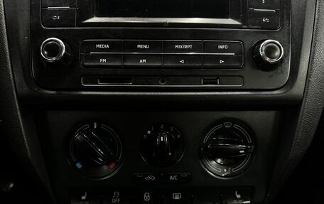 Skoda Rapid I, 2015 год, 599 900 рублей, 13 фотография