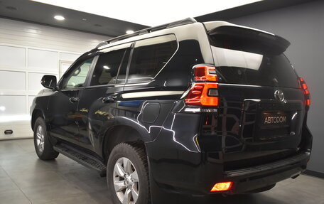 Toyota Land Cruiser Prado 150 рестайлинг 2, 2019 год, 4 350 000 рублей, 7 фотография