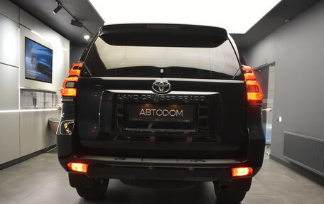 Toyota Land Cruiser Prado 150 рестайлинг 2, 2019 год, 4 350 000 рублей, 6 фотография