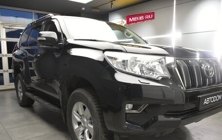 Toyota Land Cruiser Prado 150 рестайлинг 2, 2019 год, 4 350 000 рублей, 2 фотография