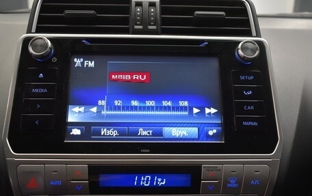 Toyota Land Cruiser Prado 150 рестайлинг 2, 2019 год, 4 350 000 рублей, 21 фотография