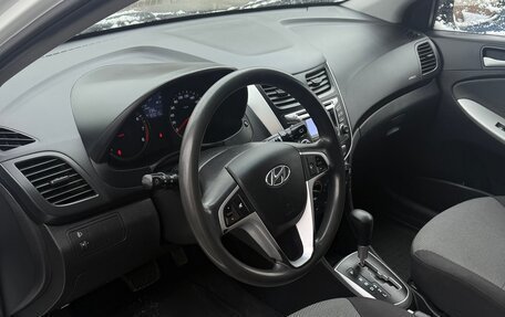 Hyundai Solaris II рестайлинг, 2011 год, 815 000 рублей, 16 фотография