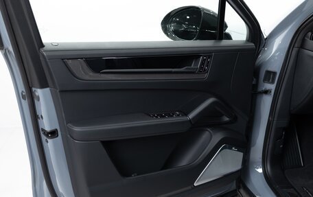 Porsche Cayenne III, 2025 год, 33 190 000 рублей, 8 фотография