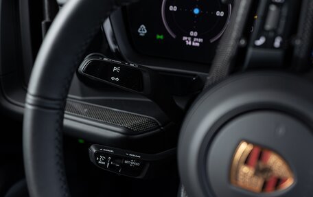 Porsche Cayenne III, 2025 год, 33 190 000 рублей, 16 фотография