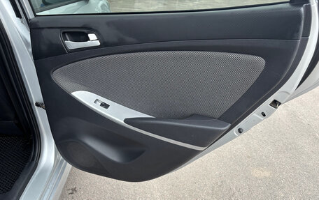 Hyundai Solaris II рестайлинг, 2012 год, 749 000 рублей, 22 фотография