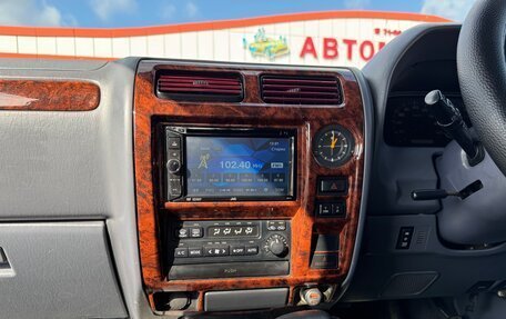 Toyota Land Cruiser Prado 90 рестайлинг, 2000 год, 1 300 000 рублей, 12 фотография