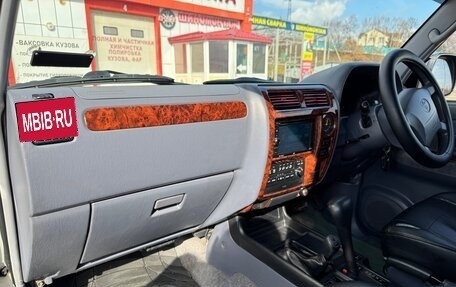 Toyota Land Cruiser Prado 90 рестайлинг, 2000 год, 1 300 000 рублей, 10 фотография