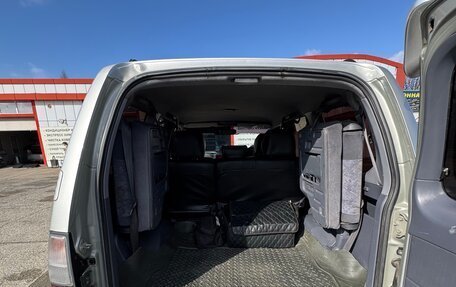 Toyota Land Cruiser Prado 90 рестайлинг, 2000 год, 1 300 000 рублей, 21 фотография