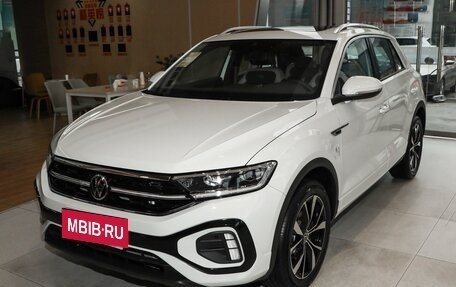 Volkswagen T-Roc I, 2025 год, 3 250 000 рублей, 3 фотография