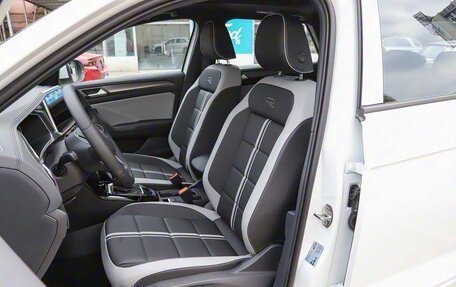 Volkswagen T-Roc I, 2025 год, 3 250 000 рублей, 12 фотография