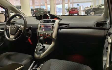 Toyota Verso I, 2012 год, 1 099 000 рублей, 13 фотография