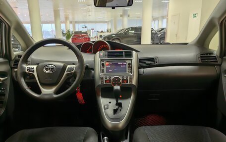 Toyota Verso I, 2012 год, 1 099 000 рублей, 12 фотография