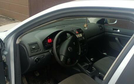 Volkswagen Jetta VI, 2006 год, 800 000 рублей, 5 фотография