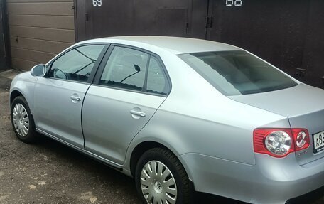 Volkswagen Jetta VI, 2006 год, 800 000 рублей, 10 фотография