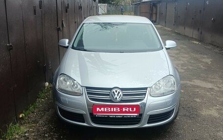 Volkswagen Jetta VI, 2006 год, 800 000 рублей, 7 фотография