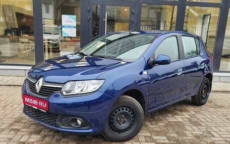 Renault Sandero II рестайлинг, 2015 год, 830 000 рублей, 1 фотография