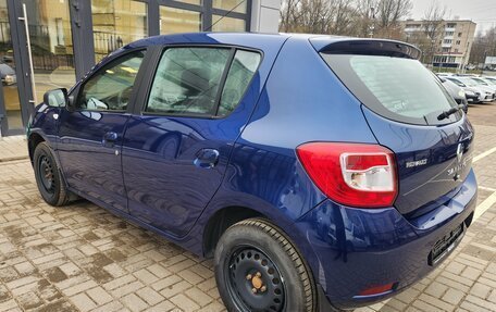 Renault Sandero II рестайлинг, 2015 год, 830 000 рублей, 21 фотография