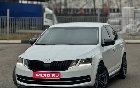 Skoda Octavia, 2018 год, 1 399 999 рублей, 2 фотография