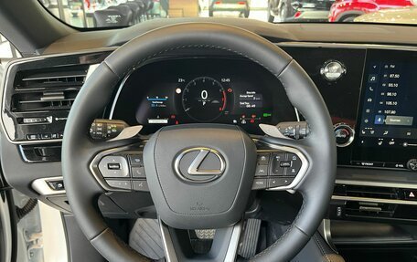 Lexus RX IV рестайлинг, 2025 год, 8 200 000 рублей, 7 фотография