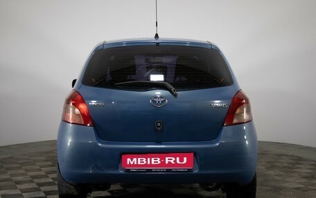 Toyota Yaris III рестайлинг, 2007 год, 599 000 рублей, 6 фотография