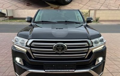 Toyota Land Cruiser 200, 2018 год, 7 300 000 рублей, 1 фотография