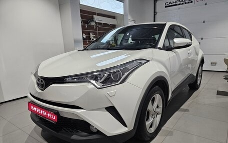 Toyota C-HR I рестайлинг, 2019 год, 2 349 000 рублей, 1 фотография