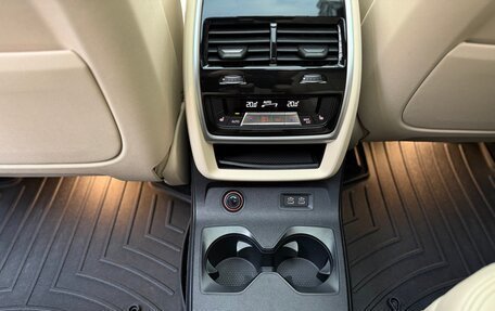 BMW X7, 2021 год, 8 100 000 рублей, 28 фотография