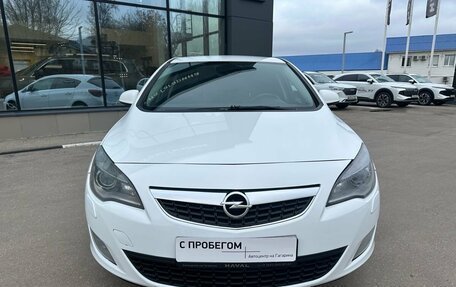 Opel Astra J, 2011 год, 669 000 рублей, 2 фотография