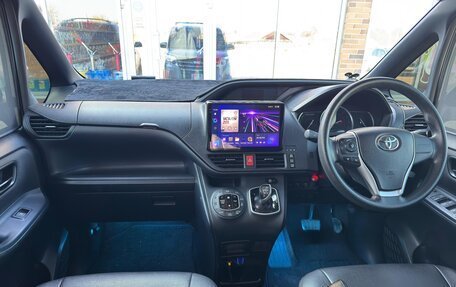 Toyota Noah III, 2016 год, 1 999 999 рублей, 7 фотография