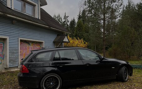 BMW 3 серия, 2008 год, 1 050 000 рублей, 3 фотография