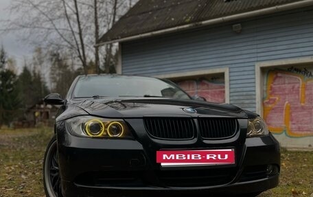 BMW 3 серия, 2008 год, 1 050 000 рублей, 18 фотография