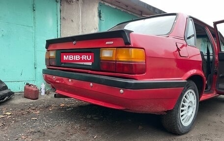Audi 80, 1986 год, 415 000 рублей, 26 фотография
