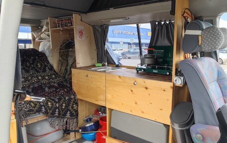 Volkswagen Caravelle T4, 1998 год, 600 000 рублей, 19 фотография