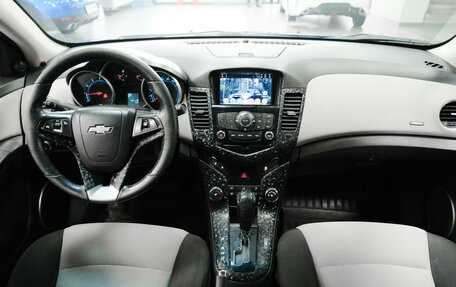 Chevrolet Cruze II, 2011 год, 730 000 рублей, 17 фотография