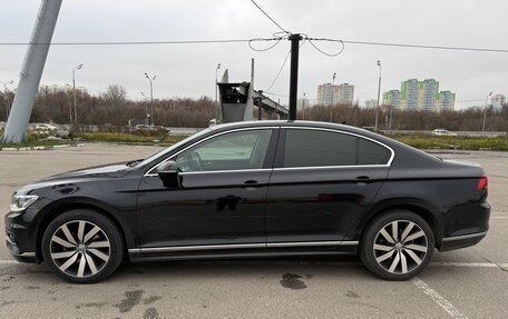 Volkswagen Passat B8 рестайлинг, 2018 год, 2 350 000 рублей, 1 фотография