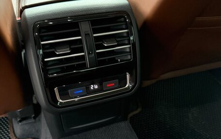 Volkswagen Passat B8 рестайлинг, 2018 год, 2 350 000 рублей, 12 фотография