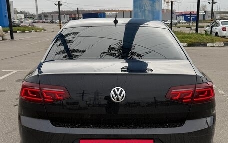 Volkswagen Passat B8 рестайлинг, 2018 год, 2 350 000 рублей, 11 фотография