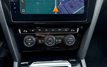 Volkswagen Passat B8 рестайлинг, 2018 год, 2 350 000 рублей, 20 фотография