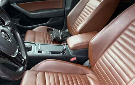 Volkswagen Passat B8 рестайлинг, 2018 год, 2 350 000 рублей, 17 фотография