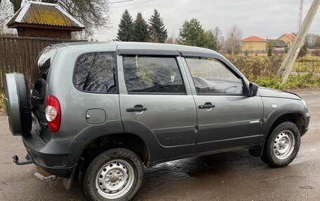 Chevrolet Niva I рестайлинг, 2012 год, 450 000 рублей, 4 фотография