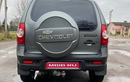 Chevrolet Niva I рестайлинг, 2012 год, 450 000 рублей, 3 фотография