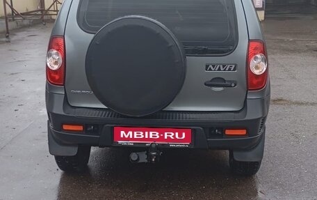 Chevrolet Niva I рестайлинг, 2018 год, 950 000 рублей, 5 фотография