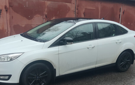 Ford Focus III, 2017 год, 1 090 000 рублей, 1 фотография